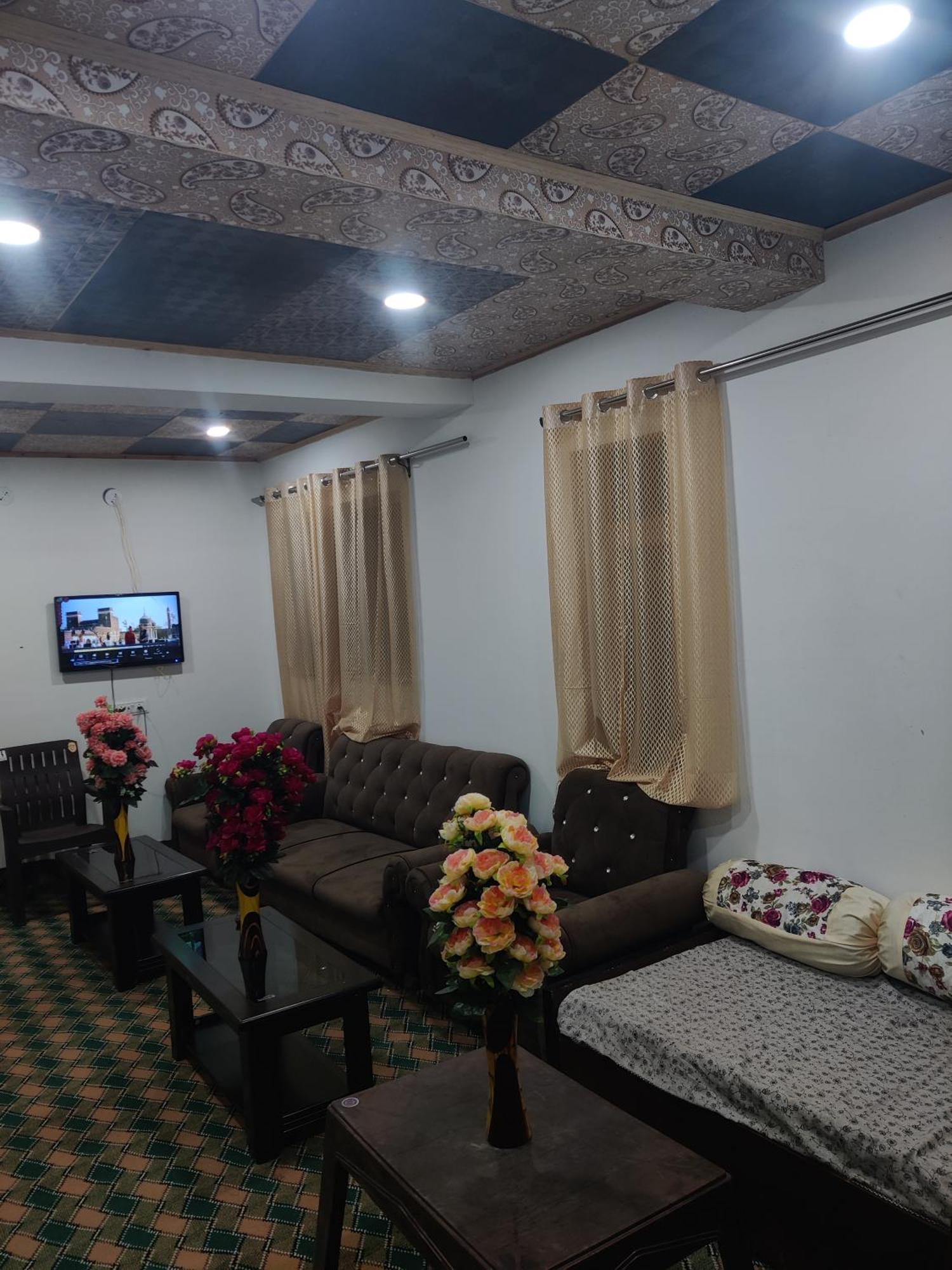 Konka Guest House Padam Экстерьер фото