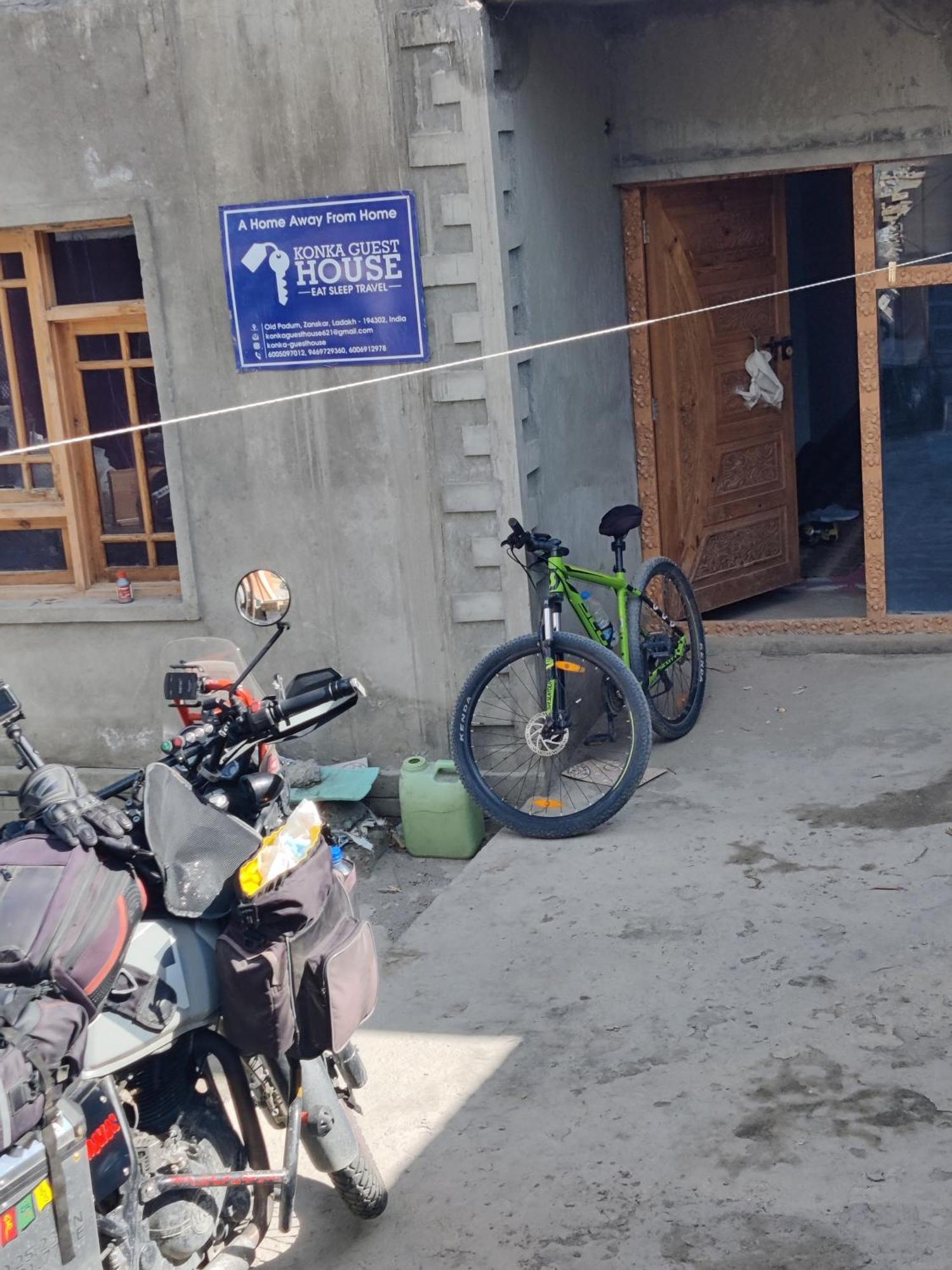Konka Guest House Padam Экстерьер фото